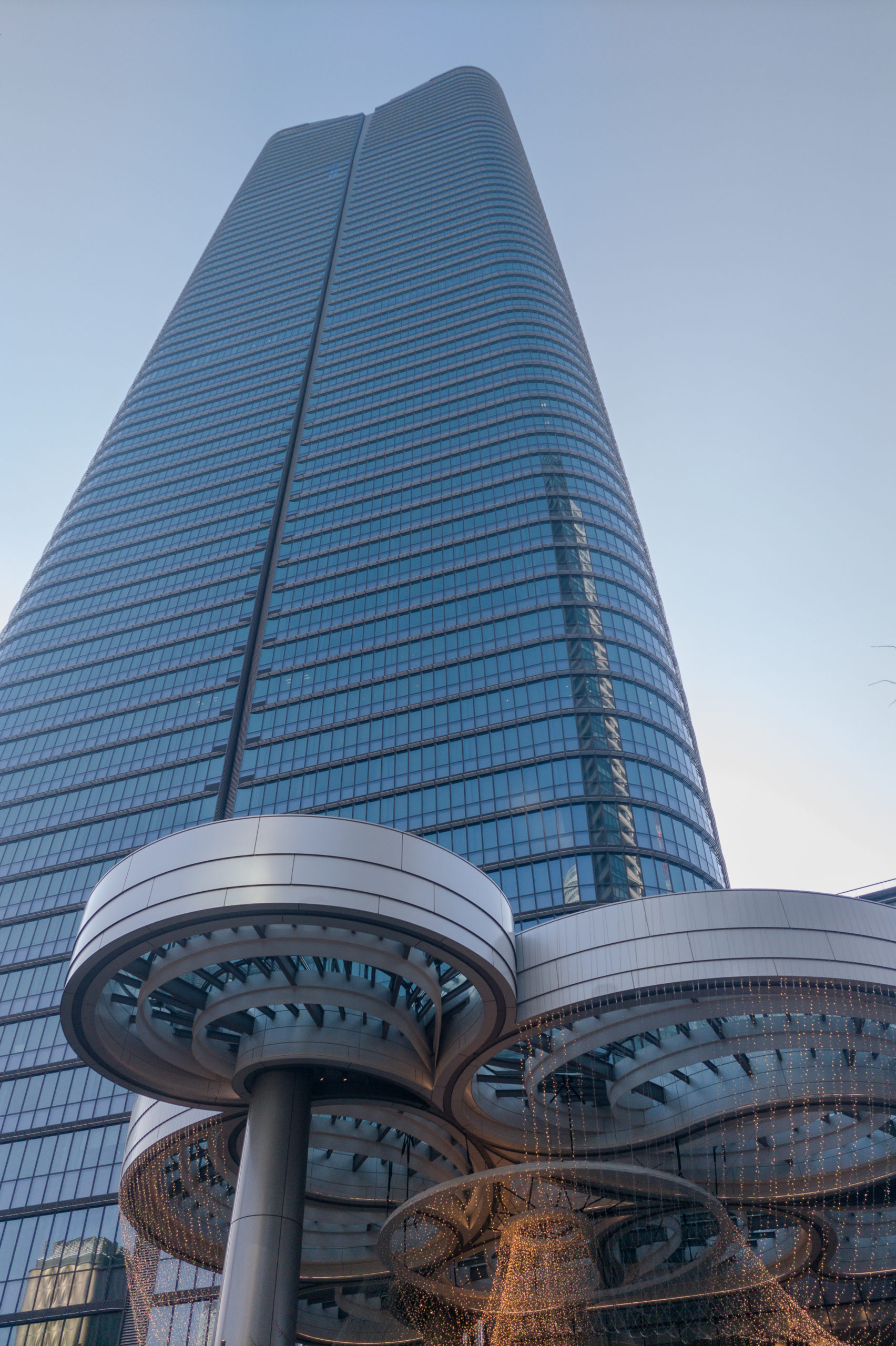 麻布台ヒルズとかを見てきた